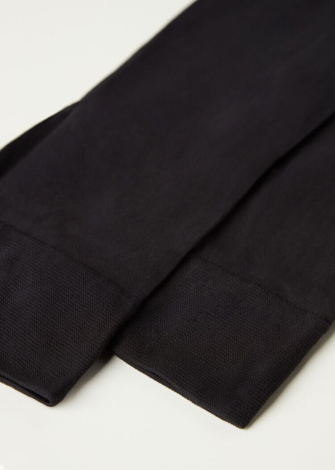 30 denier halvgenomskinliga knästrumpor i Microfiber