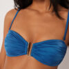 Bandeau-bikinitopp i glansig satin