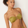 Bandeau-bikinitopp i glansig satin