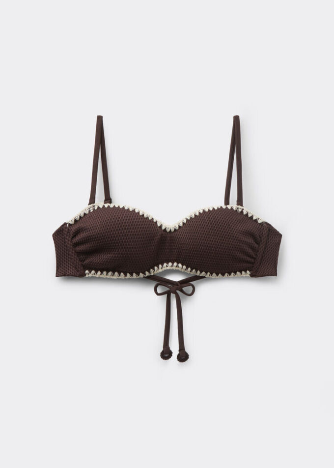 Bandeau-bikinitopp med tvåfärgat broderi