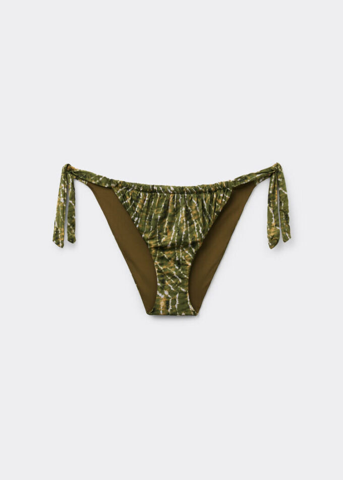 Bikinibotten med knytband i naturlig tie-dye