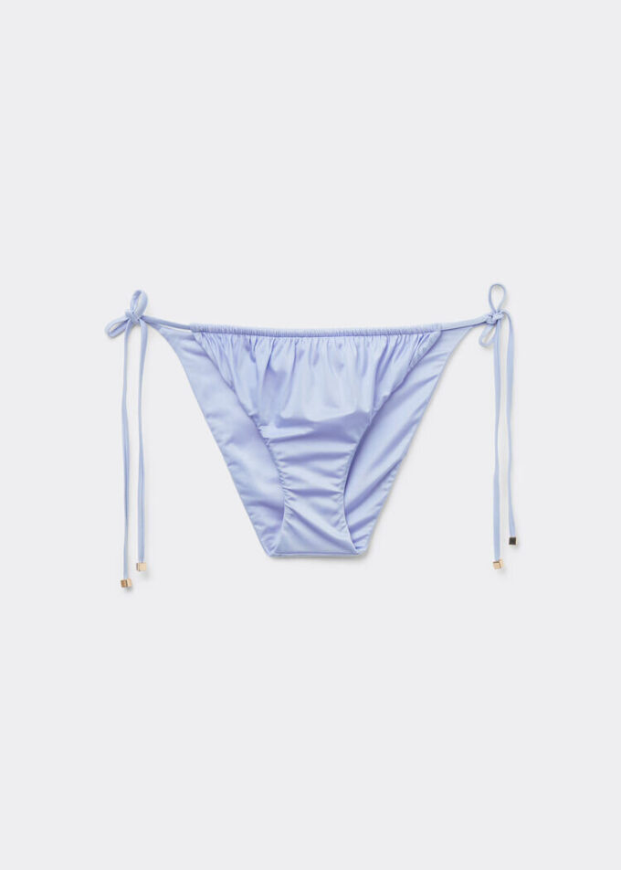 Bikinibotten med snörning i glänsande satin