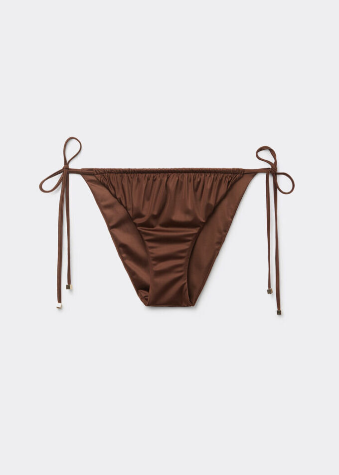 Bikinibotten med snörning i glänsande satin