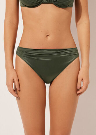 Bikinibottnar i glansig satin