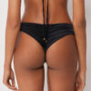 Brasilianska bikinitrosor i glansig satin Brasilianska bikinitrosor i glansig satin
