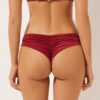 Brasilianska bikinitrosor i glansigt satin
