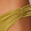Brasilianska bikinitrosor i glansigt satin Brasilianska bikinitrosor i glansigt satin