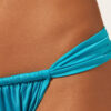 Brasilianska bikinitrosor i glänsande satin