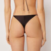 Brasilianska bikinitrosor i minimalistisk passform Brasilianska bikinitrosor i minimalistisk passform
