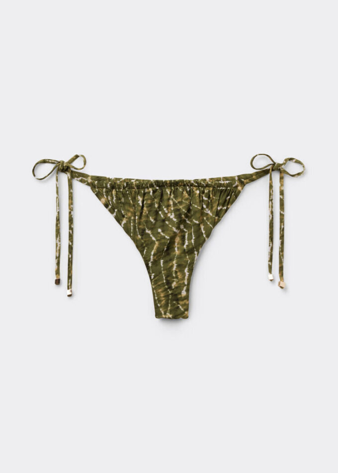 Brasilianska bikinitrosor med naturlig tie-dye