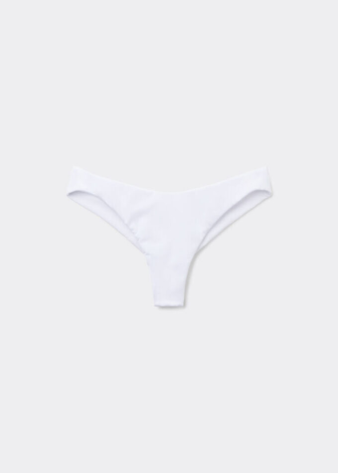 Brasilianska bikinitrosor med premiumpassform Brasilianska bikinitrosor med premiumpassform
