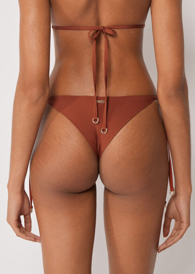 Brasilianska bikinitrosor med snörning, premium passform Brasilianska bikinitrosor med snörning, premium passform