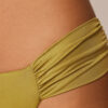 Draperad Brasilia-bikinitrosor i glänsande satin Draperad Brasilia-bikinitrosor i glänsande satin