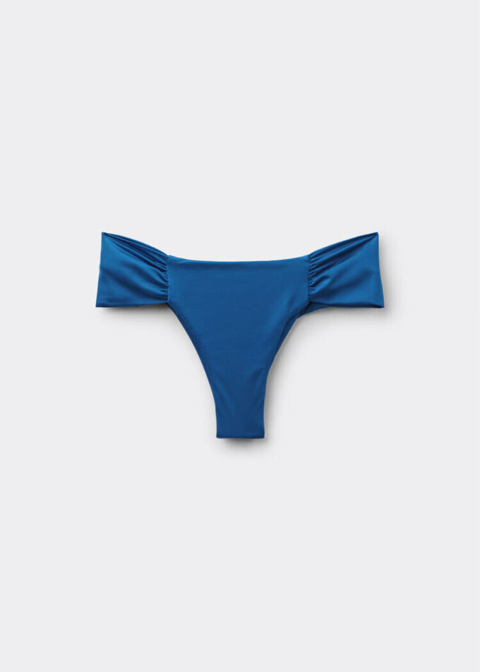 Draperad Brasilia-bikinitrosor i glänsande satin Draperad Brasilia-bikinitrosor i glänsande satin
