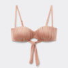 Graderad vadderad bandeau-bikinitopp i glänsande satin