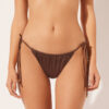 Satinbikinitrosor i brasiliansk stil Satinbikinitrosor i brasiliansk stil