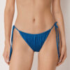 Satinbikinitrosor i brasiliansk stil Satinbikinitrosor i brasiliansk stil
