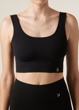Seamless sport-top