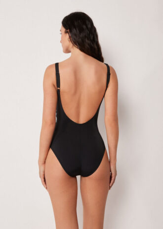 Slimmande helbaddräkt med elegant drapering