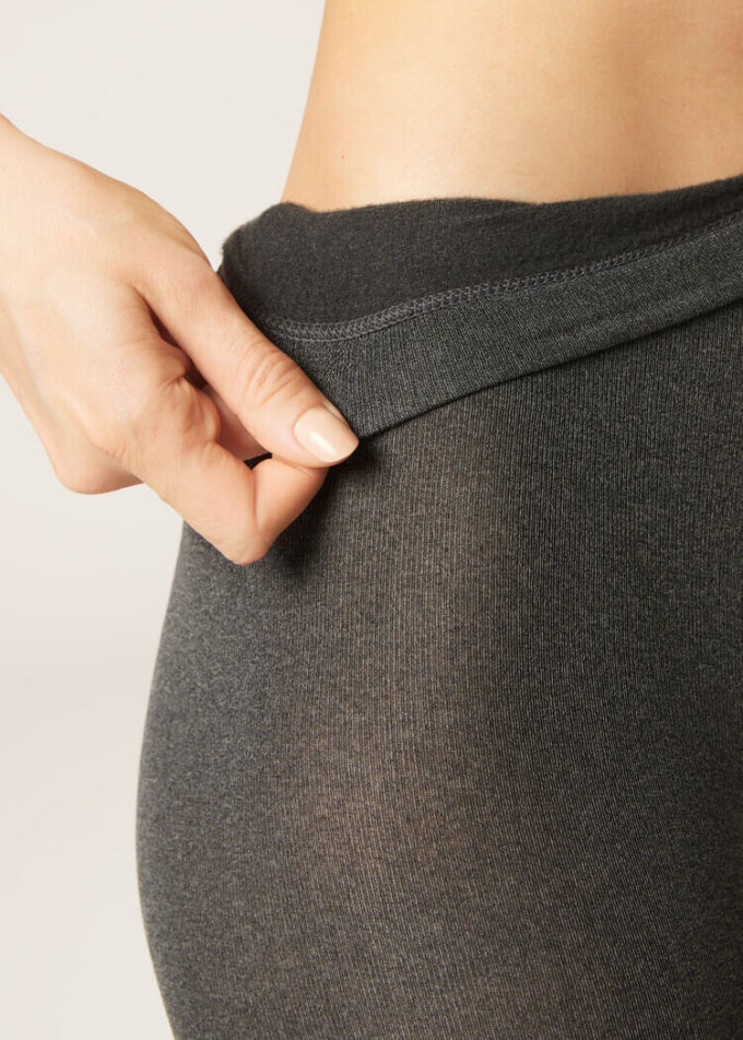 Täckande, matta Thermal-strumpbyxor Täckande, matta Thermal-strumpbyxor
