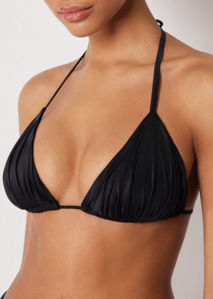 Triangeltopp i glansig satin Triangeltopp i glansig satin