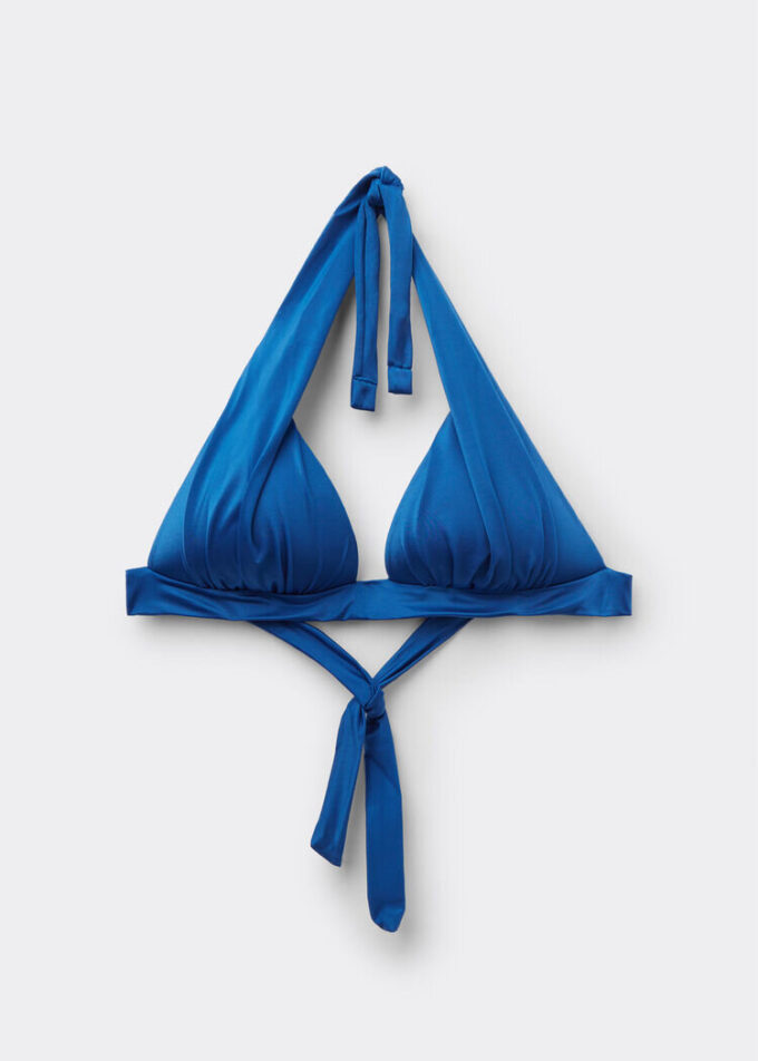Triangeltopp med graderad vaddering, glansig satin Triangeltopp med graderad vaddering, glansig satin