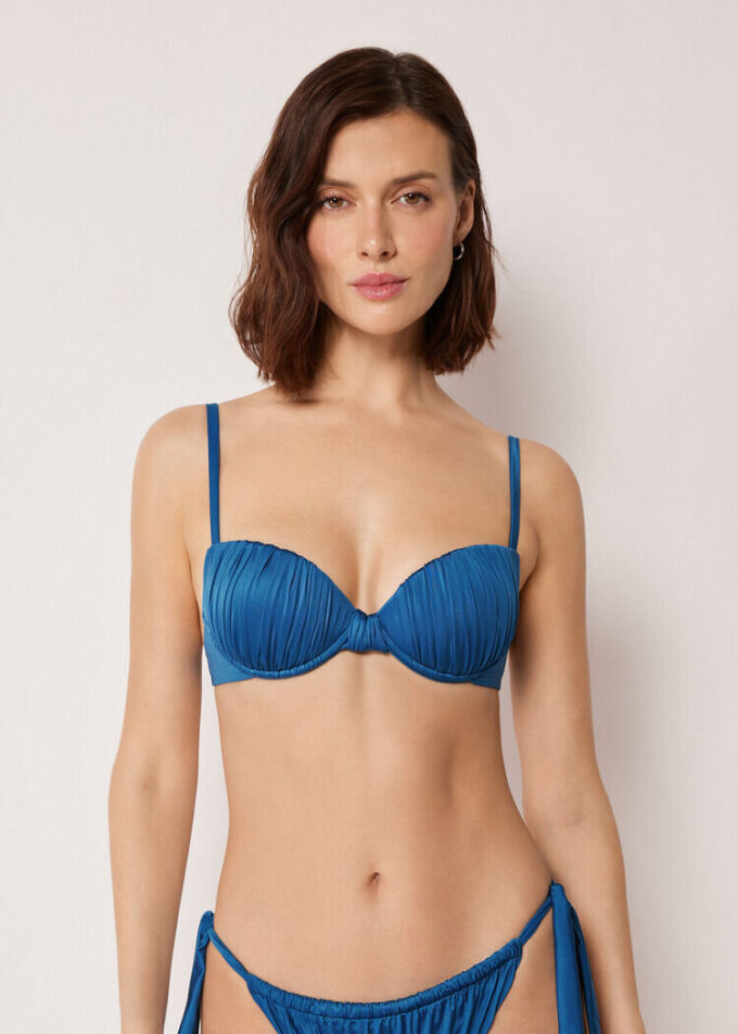 Vadderad Push-up-bikinitopp i glänsande satin Vadderad Push-up-bikinitopp i glänsande satin