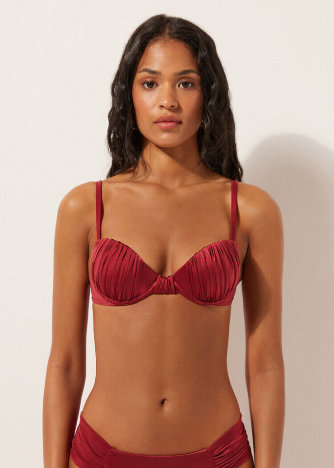 Vadderad Push-up-bikinitopp i glänsande satin Vadderad Push-up-bikinitopp i glänsande satin