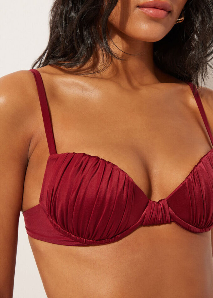 Vadderad Push-up-bikinitopp i glänsande satin Vadderad Push-up-bikinitopp i glänsande satin