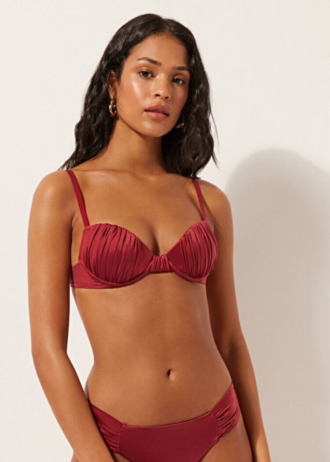 Vadderad Push-up-bikinitopp i glänsande satin Vadderad Push-up-bikinitopp i glänsande satin